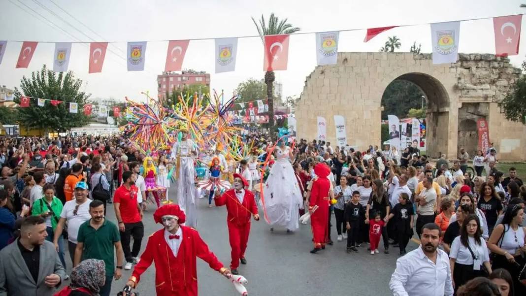 Tarsus’ta 3 Günlük Renkli Festival: Kültür, Sanat ve Coşku Bir Arada! 3